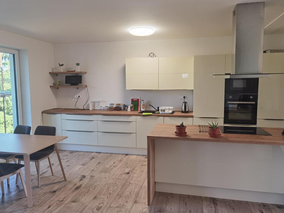 شقة Sunset House Piestany Cervena Veza Banka المظهر الخارجي الصورة